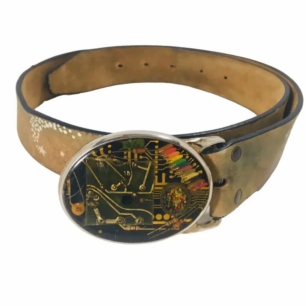 Von West embrace quirky
